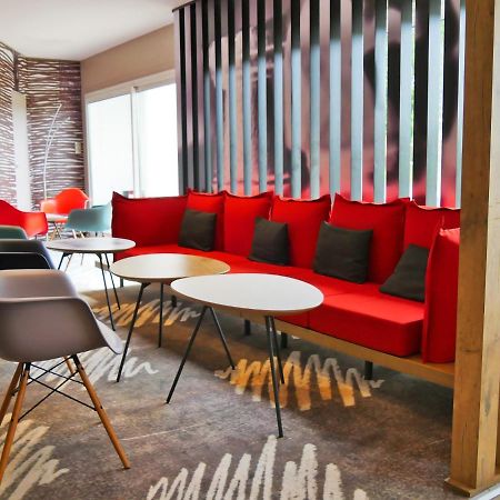 ホテル Ibis Laval Le Relais D'Armor Changé エクステリア 写真